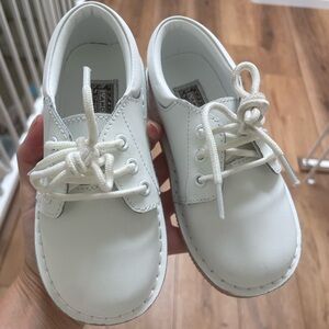 L'Amour Tyler White Leather Lace Up Shoe